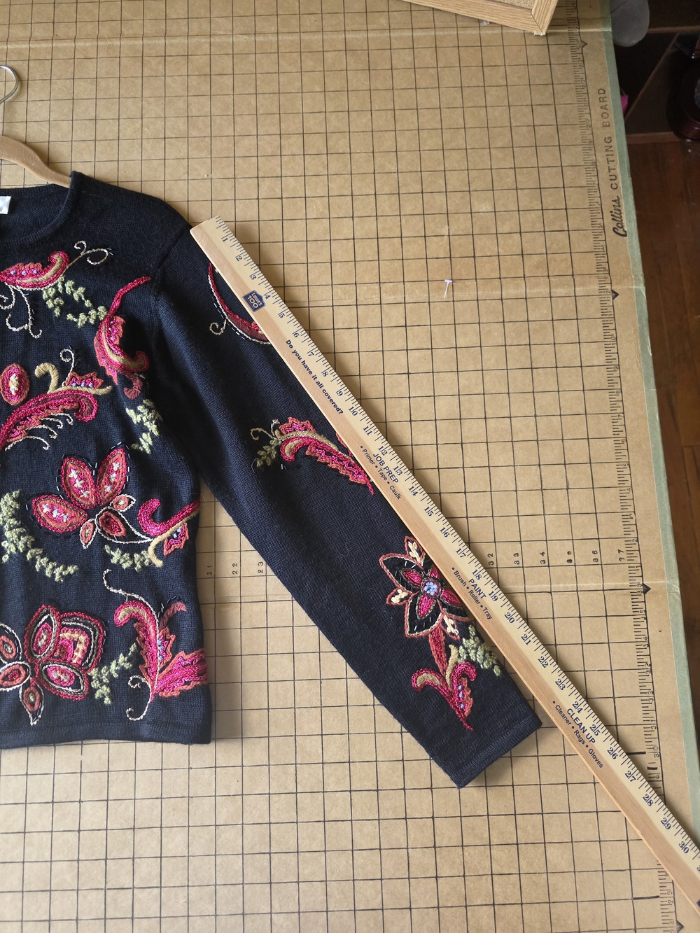 Talbots Black Embroidered Floral Wool Blend Cardigan Sweater L - Picture 9 of 10